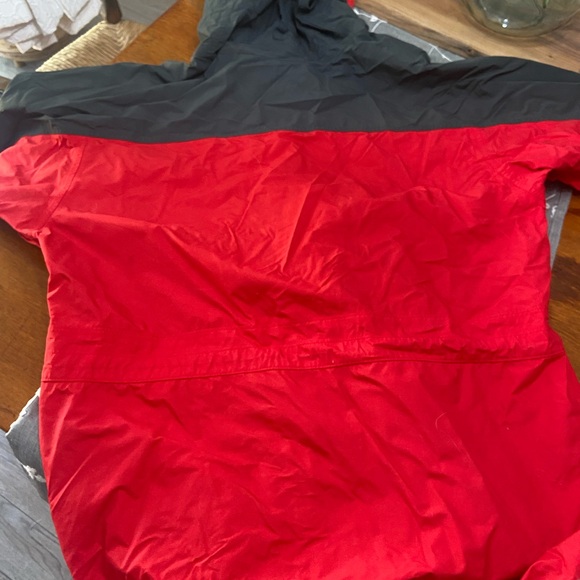 REI shell - Picture 3 of 5